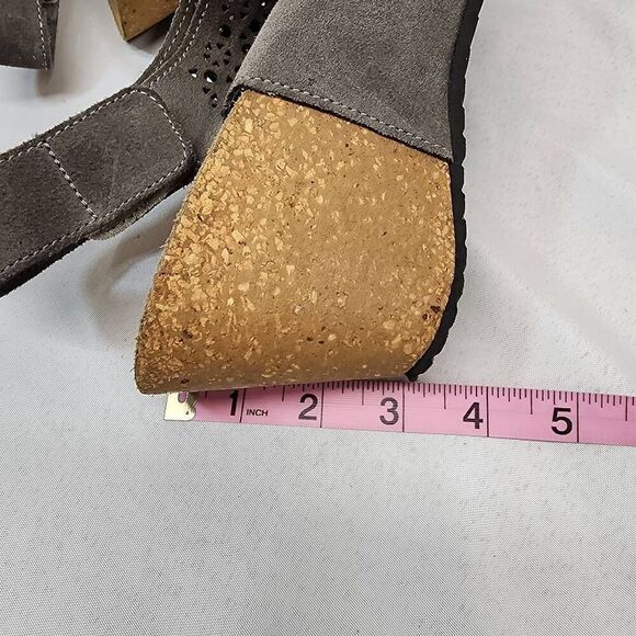 A.Giannetti Cork Wedge Sandals Womens Size 9 Gray Leather Geometric Perforated - Picture 8 of 10
